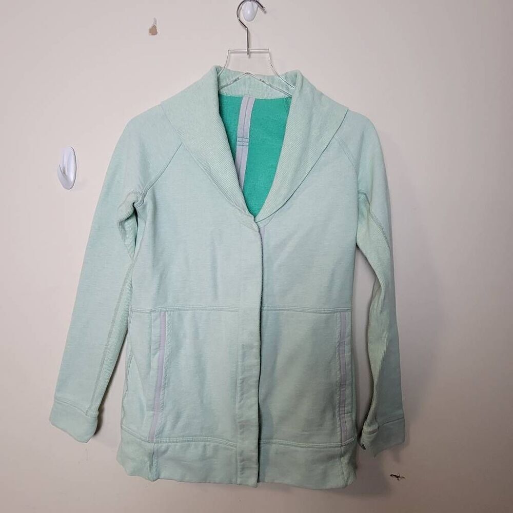 Lululemon Yin To My Yang Snap Closure Cardigan Green Size 6